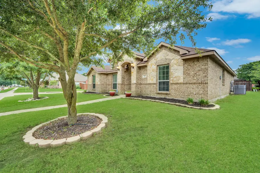 201 Winters Edge Drive, Red Oak, TX 75154 - #2