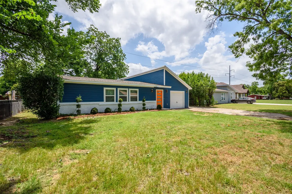 5305 Cahill Oval Street, River Oaks, TX 76114 - #1
