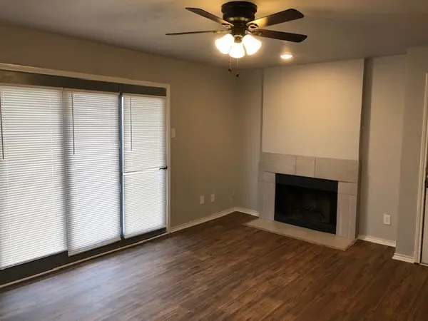 1501 E Interstate 30 #320, Garland, TX 75043