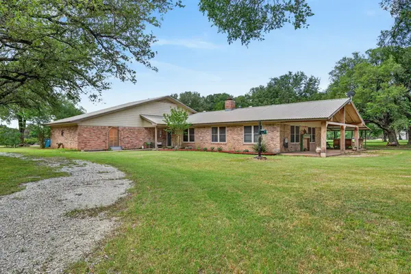 2719 Fm 708, Clifton, TX 76634