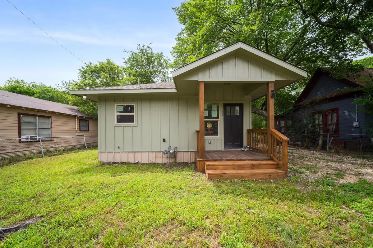 1503 E 9th Avenue, Corsicana, TX 75110 - #1
