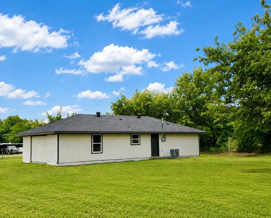 105 Paige Street, Weatherford, TX 76088 - #3
