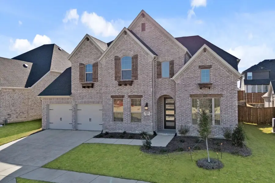932 Pelotazo Avenue, Justin Roanoke, TX 76247 - #2