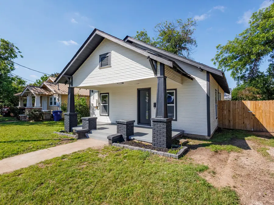 1703 7th Street, Brownwood, TX 76801 - #3