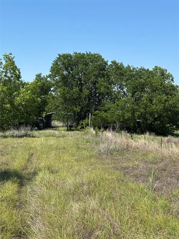 3675 Fm 85, Ennis, TX 75119