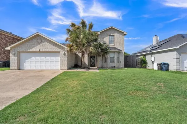 4024 Busch Gardens Drive, Fort Worth, TX 76123