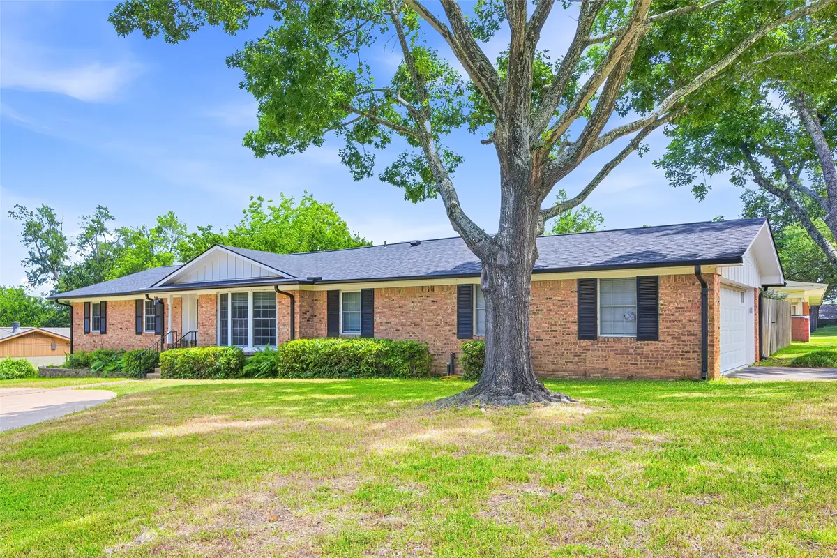 1901 Sterling Drive, Tyler, TX 75701 - #1