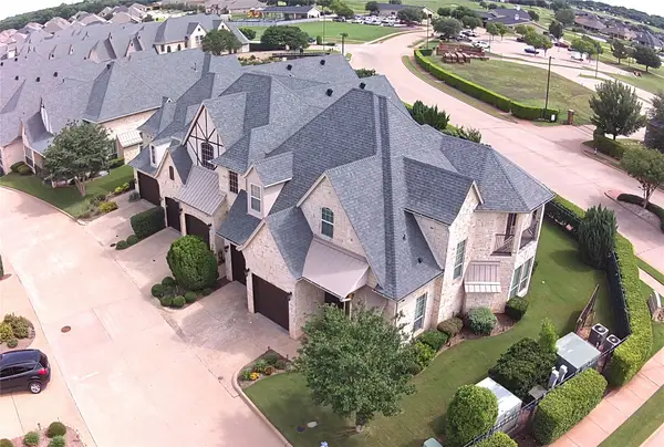 2541 Vineyard Drive, Granbury, TX 76048