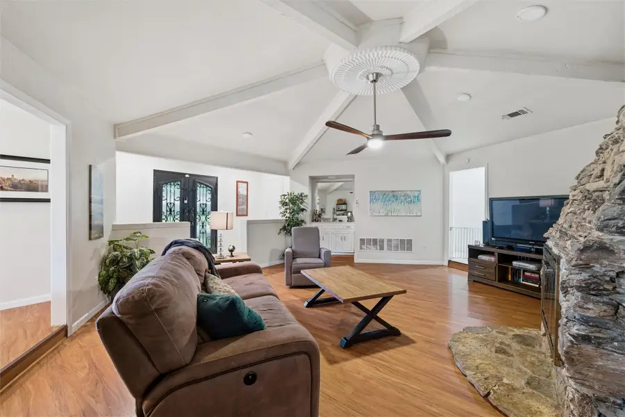 1012 Townsend Lane, Desoto, TX 75115 - #3