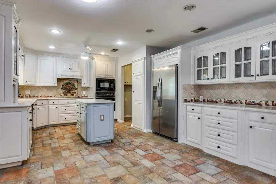 721 NW Ann Lois Lane, Burleson, TX 76028 - #3