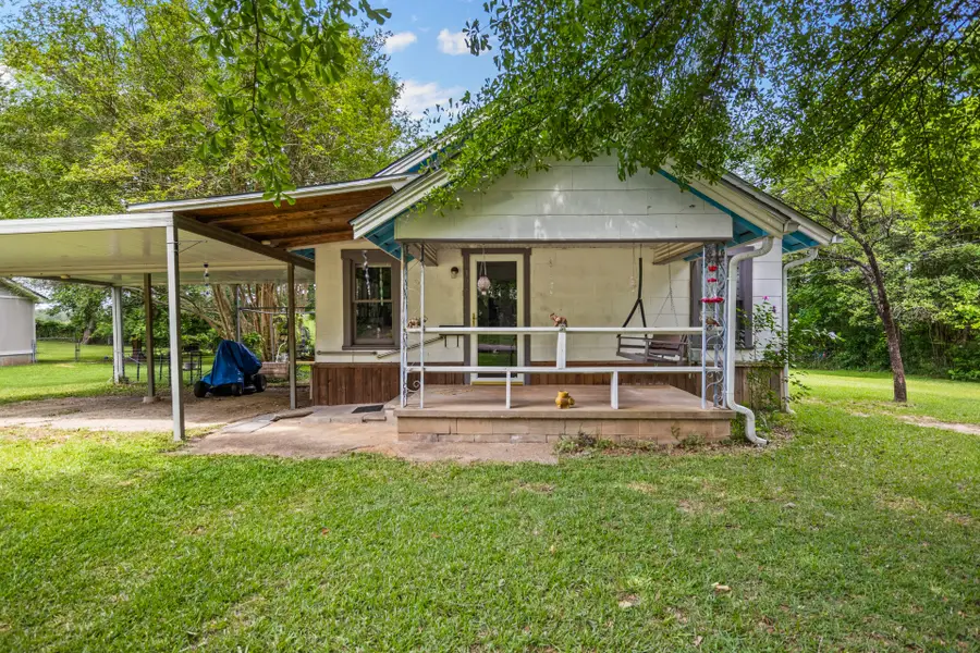 103 S Sun Camp Road, White Oak, TX 75693 - #2
