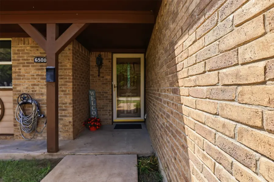6500 Lawndale Drive, Edgecliff Village, TX 76134 - #3
