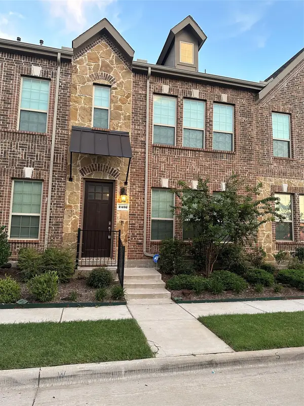 2402 Siskiyou Street, Lewisville, TX 75056
