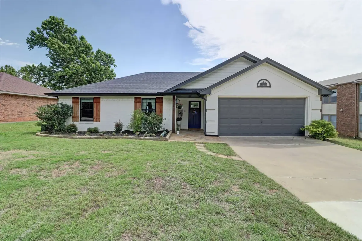 550 N Main Street, Joshua, TX 76058 - #1