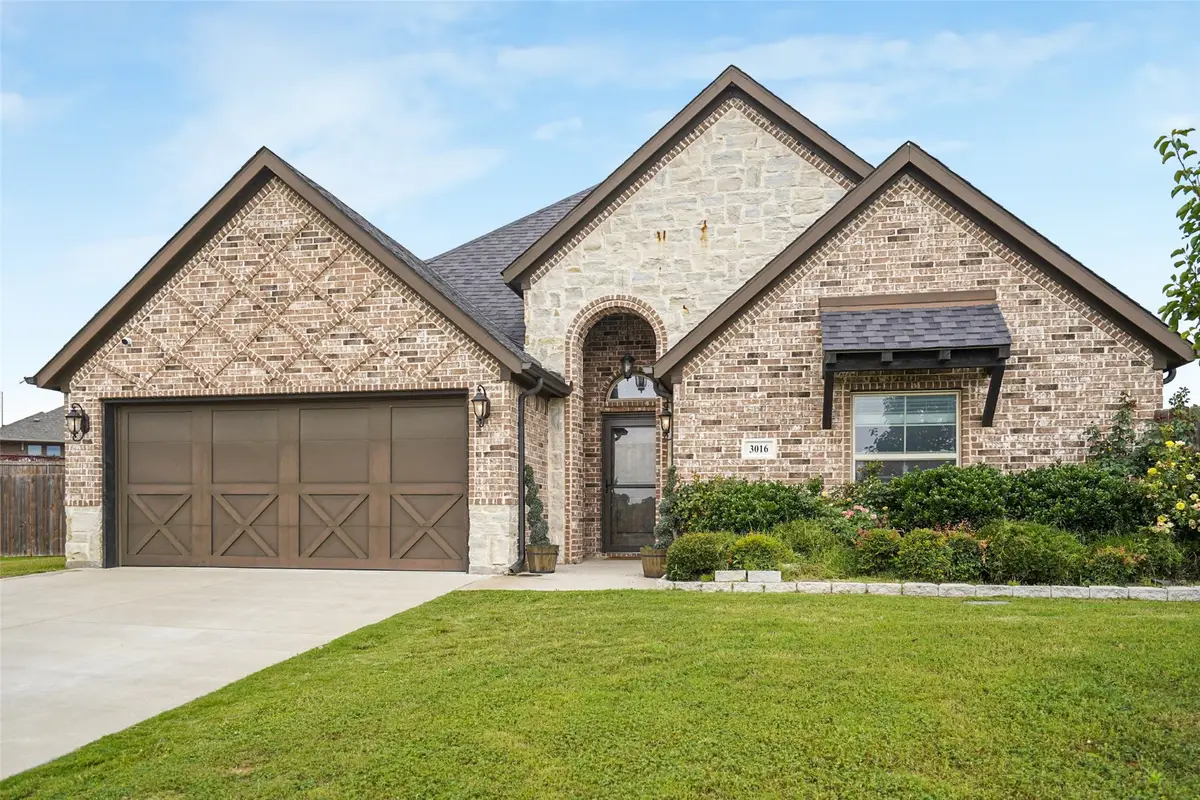 3016 Ridgemont Court, Weatherford, TX 76086 - #1