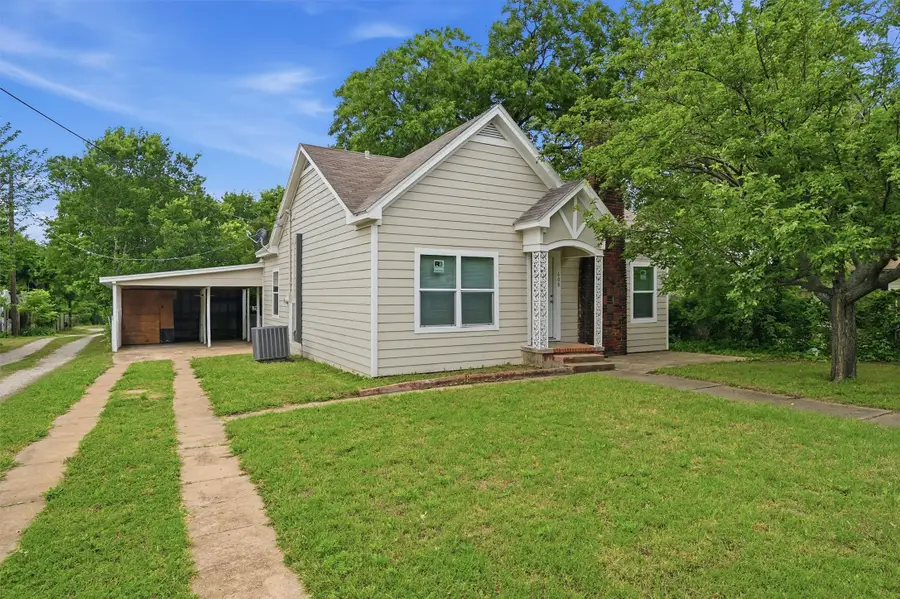 608 S Loving Avenue, Sherman, TX 75090 - #2