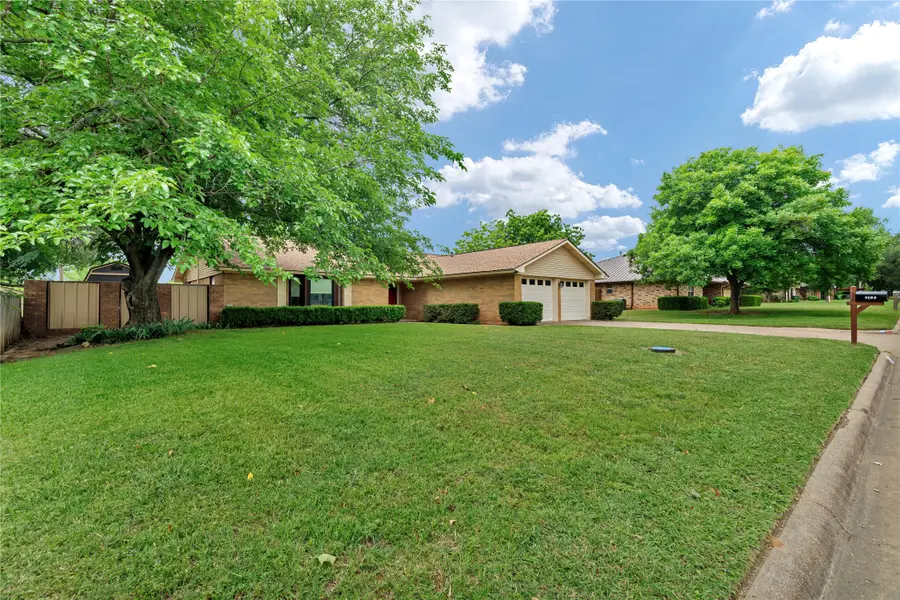 3108 NE 11th Street, Mineral Wells, TX 76067 - #3