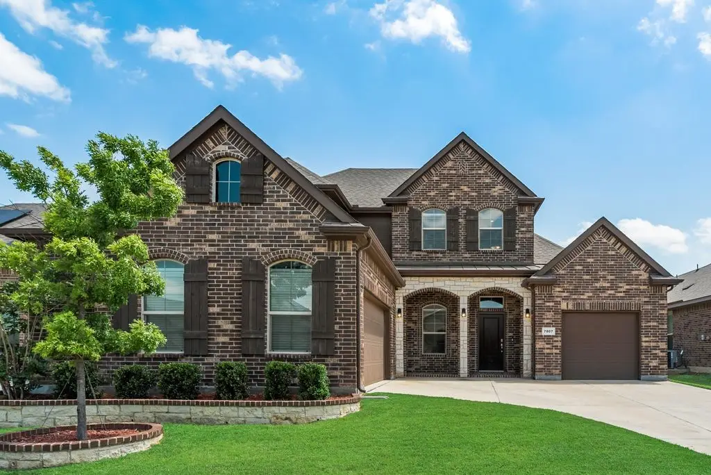 7807 Links Drive, Arlington, TX 76001 - #1