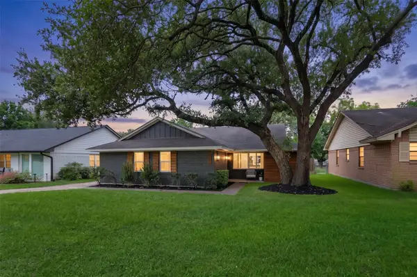 9110 Westglen Drive, Dallas, TX 75228