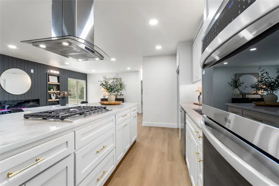9110 Westglen Drive, Dallas, TX 75228 - #3