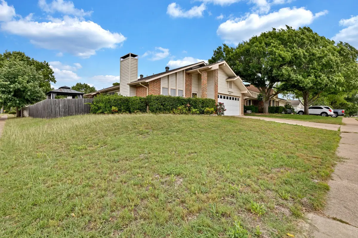 5901 Chisholm Trail, Haltom City, TX 76148 - #1