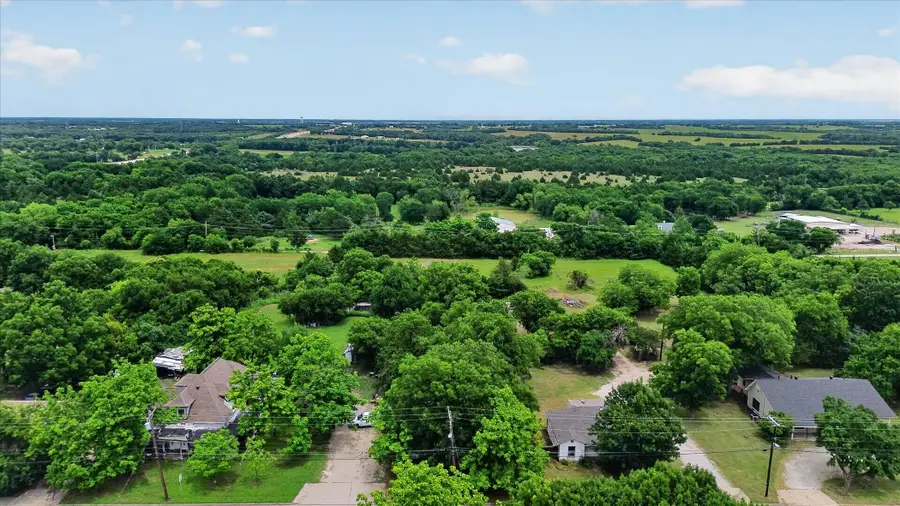 817 S Main Street, Farmersville, TX 75442 - #3