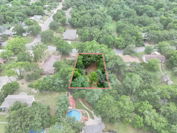 1213 W Texas Street, Denison, TX 75020