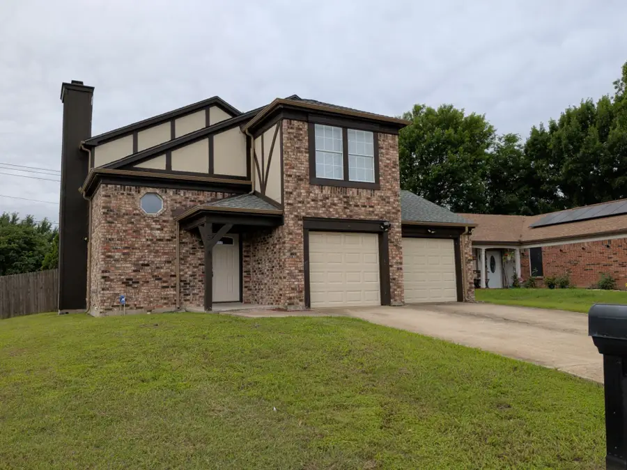 318 Spanish Moss Drive, Arlington, TX 76018 - #2