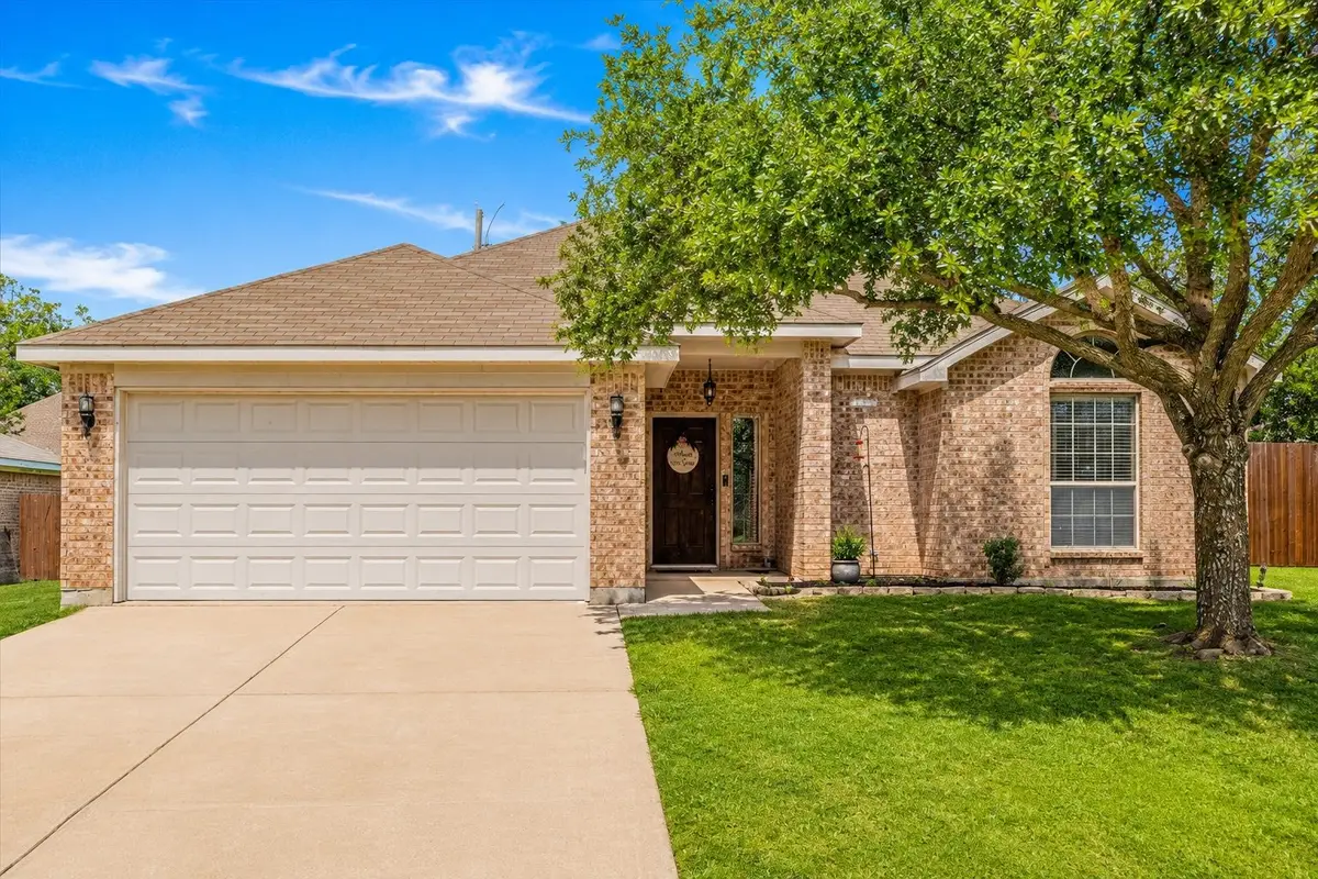 604 W Sheila Circle, Joshua, TX 76058 - #1