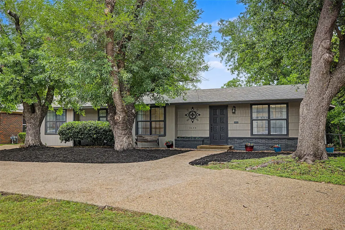 3644 W Seminary Drive, Fort Worth, TX 76109 - #1