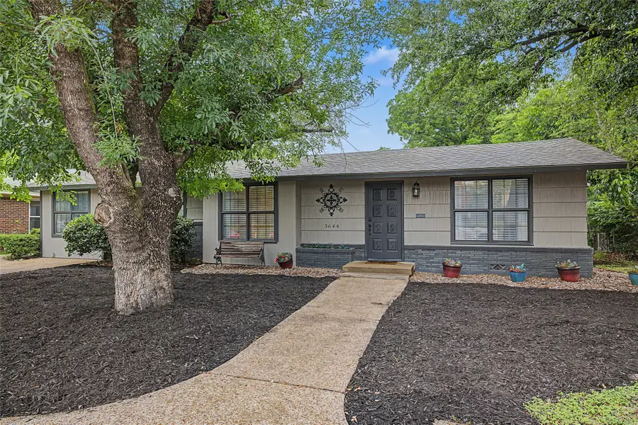 3644 W Seminary Drive, Fort Worth, TX 76109 - #2