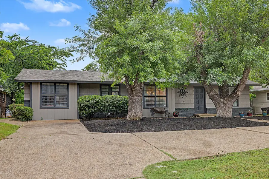 3644 W Seminary Drive, Fort Worth, TX 76109 - #3