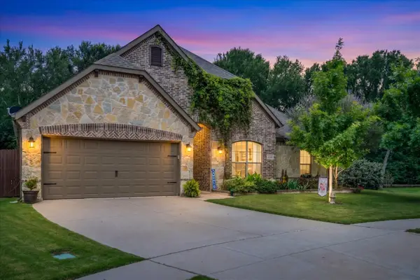1029 Whitetail Court, Joshua, TX 76058