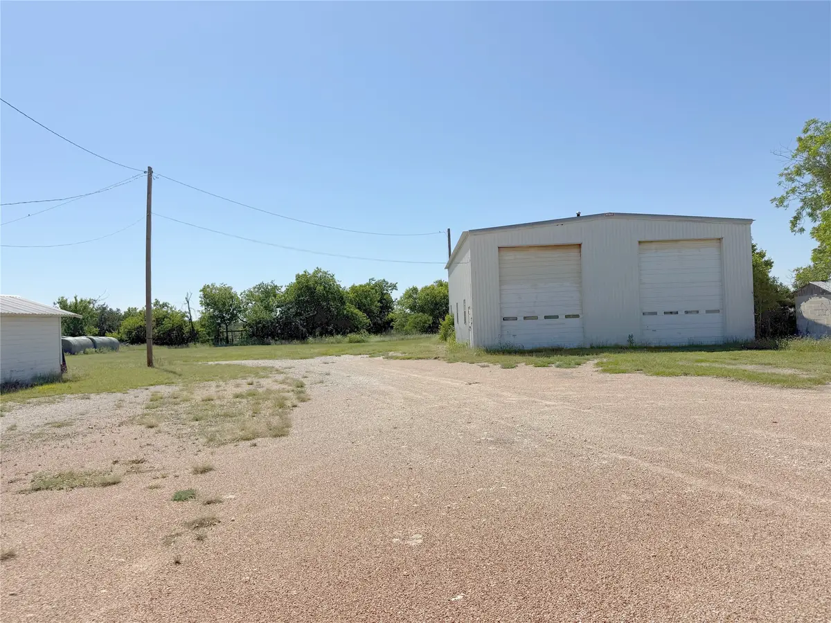 913 N Rice, Hamilton, TX 76531 - #1