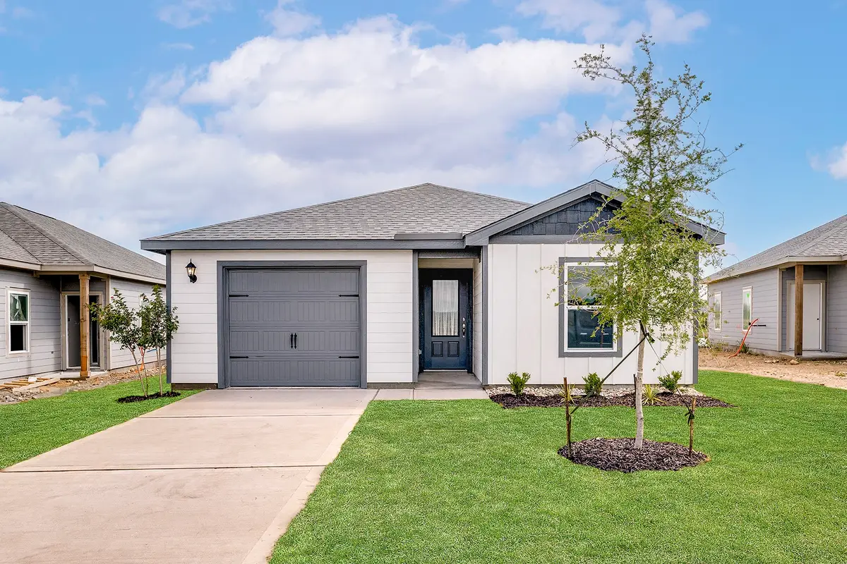 8324 White Wolf Trail, Ponder, TX 76259 - #1