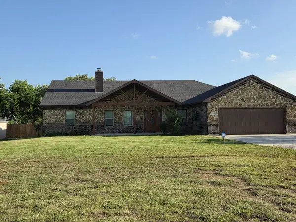 3250 Springfield Rd, Springtown, TX 76082