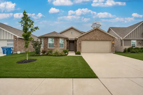 608 Breckenridge Park Drive, Alvarado, TX 76009