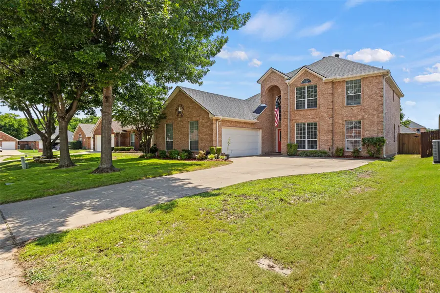 2715 Forest Lake Drive, Grand Prairie, TX 75052 - #3