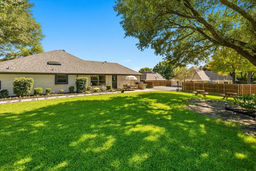 807 Lake Meadows Circle, Rockwall, TX 75087 - #2