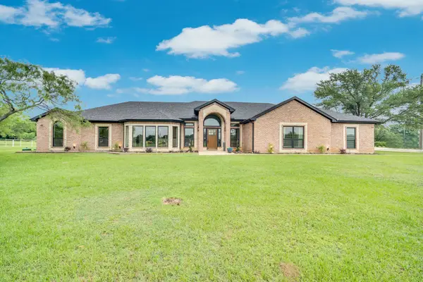 6624 Shadow Valley Drive, Burleson, TX 76028