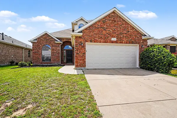 9712 Willow Branch Way, Fort Worth, TX 76036