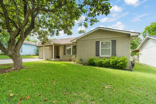 1206 Bales Street, Cleburne, TX 76033