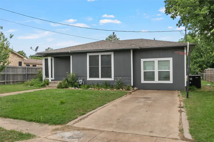 1403 W 11th Street, McGregor, TX 76657 - #2
