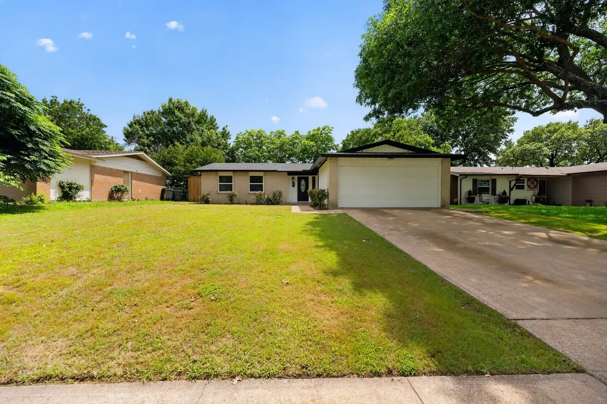 8617 Flicker Lane, Dallas, TX 75238 - #1
