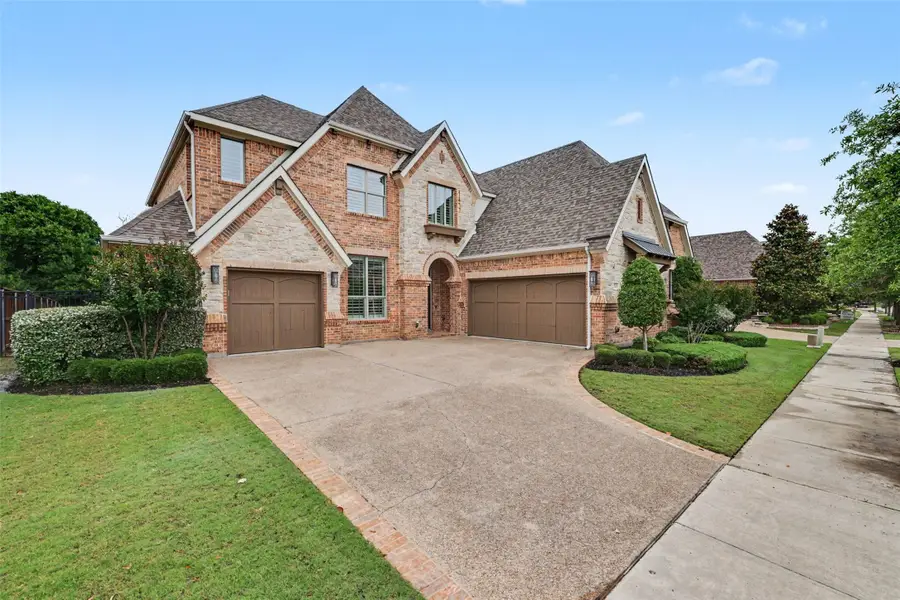 1241 Blue Lake Boulevard, Arlington, TX 76005 - #2