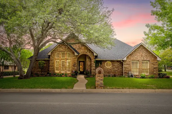 3816 Lost Creek Boulevard, Fort Worth, TX 76008