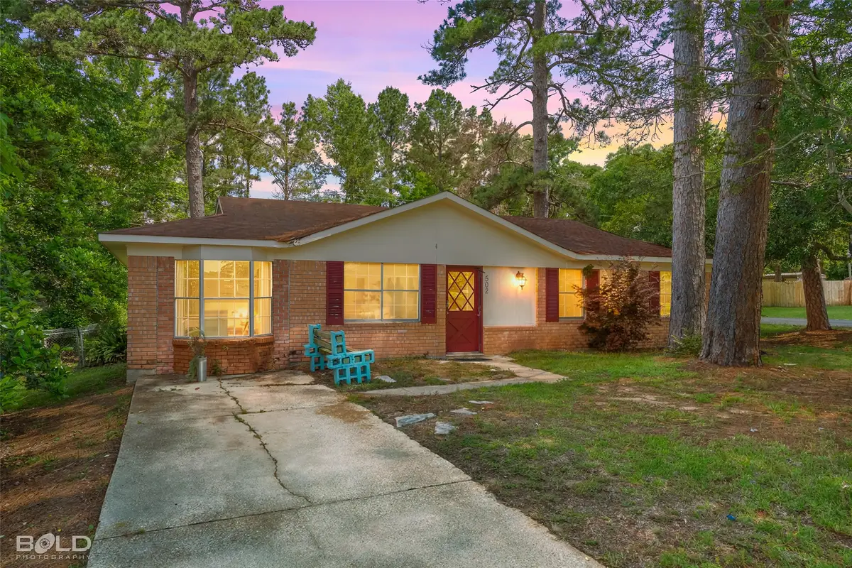 502 Dixon Avenue, Shreveport, LA 71106 - #1