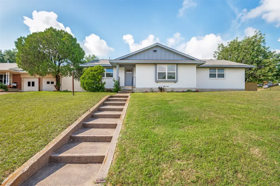 2406 Magna Vista Drive, Dallas, TX 75216 - #2