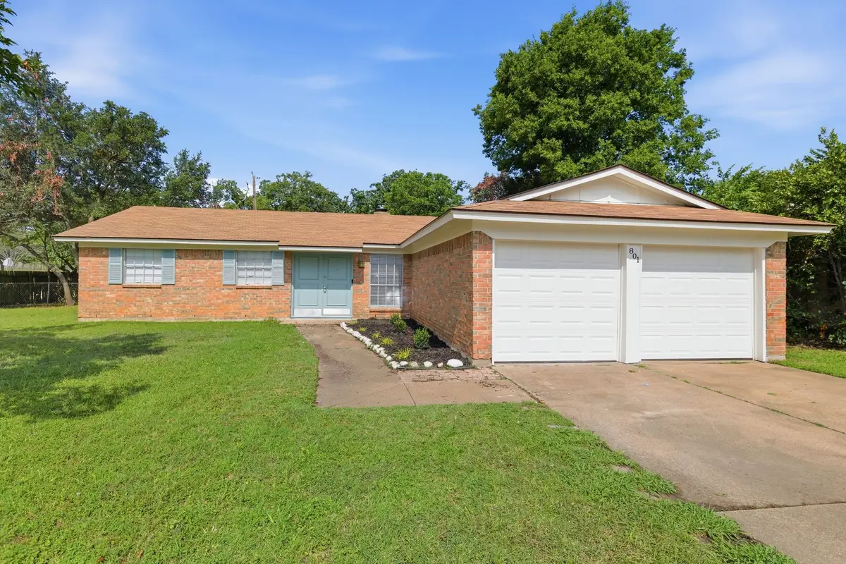 801 Gettysburg Place, Bedford, TX 76022 - #1