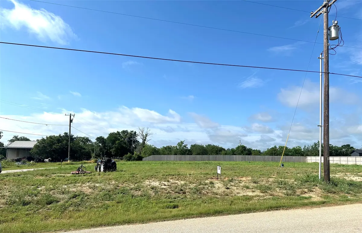 711 Johnson Street, Comanche, TX 76442 - #1